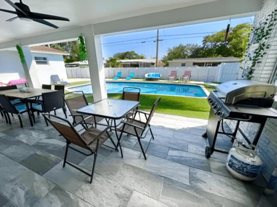 Luxurious & Modern Open Floor Plan Heated Pool Villa Hollywood Eksteriør bilde